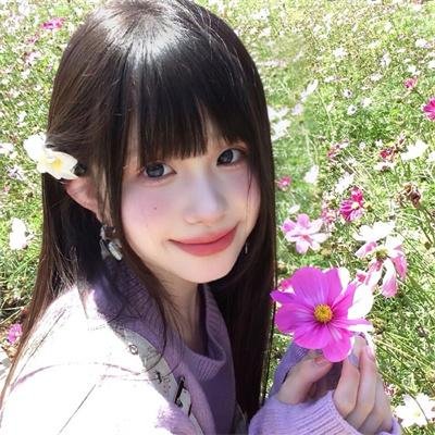 年轻女子